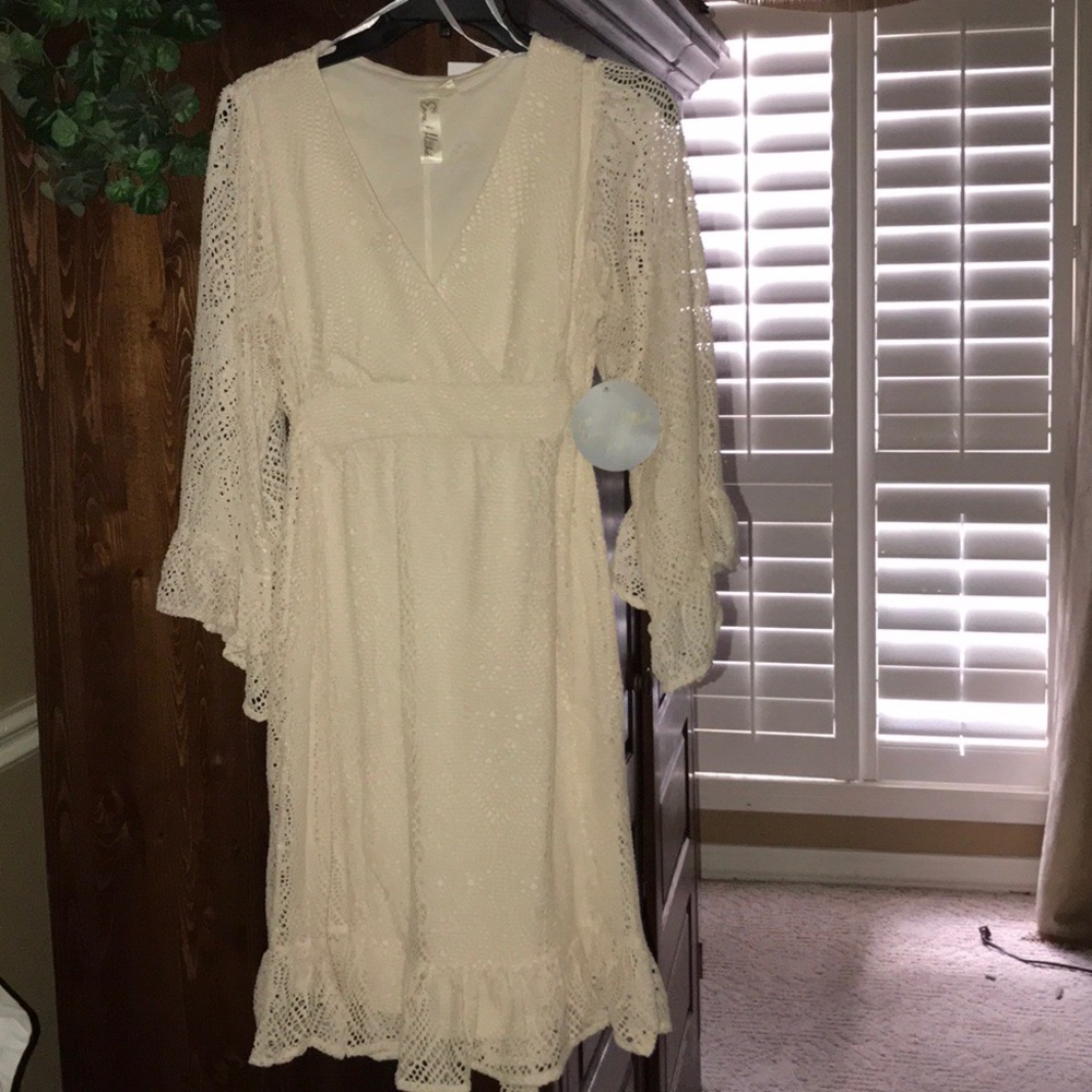 🌼Cream crochet/ lace dress 🌼